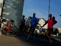 Uczestnicy IV etapu charytatywnej wyprawy rowerowej